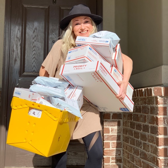 Meet your Posher, Jen - Picture 5 of 16